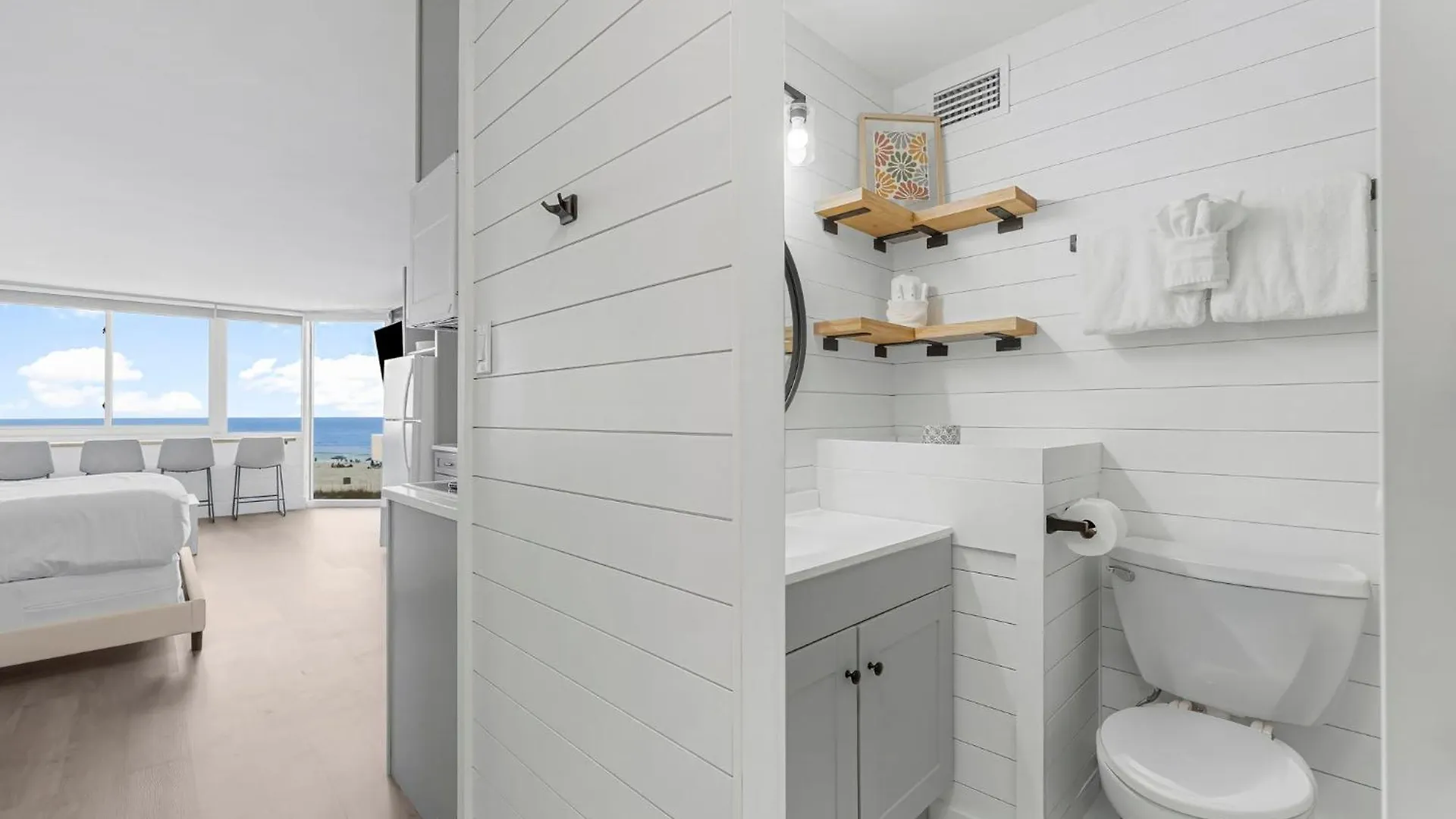Fantastic Fully Renovated Beach Front Condo - Incredible View - Top Of The Gulf 321 Panama City Beach Semesterbostad