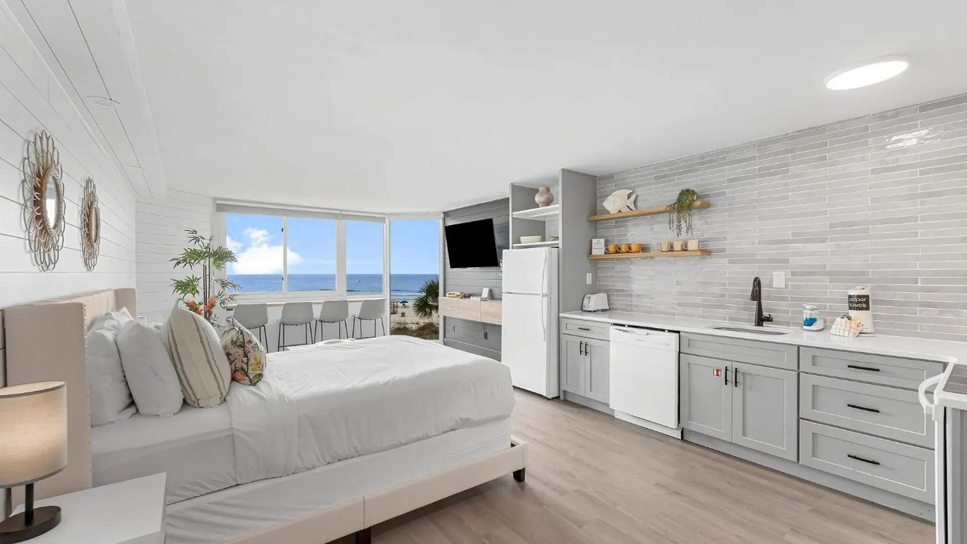 Holiday home Fantastic Fully Renovated Beach Front Condo - Incredible View - Top Of The Gulf 321 Panama City Beach